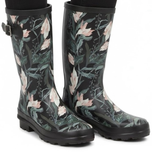 a new day Shoes - A New Day “Floral Vicki” Rubber Boots (NWT) (Size: 7)
